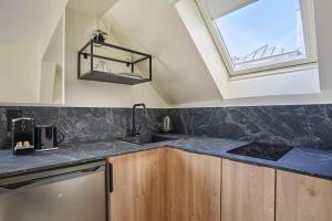 Residence Center of Paris by Studio prestige