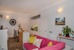 The Kinross Residence