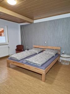Schöne 120qm Wohnung max 5 P, Bahnhofsnähe, TV Streaming