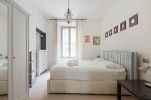 GuestHost - Bright Apartment - 650 m far from Arco della Pace