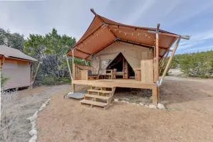12 Fires Luxury Glamping with Heating #3 - Round Mountain