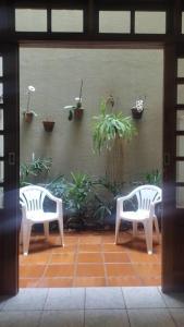 Casa Agradável, Arejada, Espaçosa, Perto de Tudo