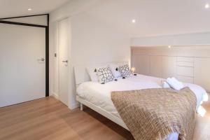 Appartements #11 Alex suite terrace parking AC 2 BDR 5mins to sea : photos des chambres