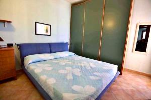 Iss Travel- Casa Pustinu, 2 bedroom-apartment with air conditioning and private garden