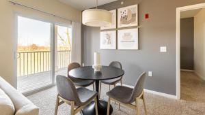 Landing Modern Apartment with Amazing Amenities (ID8603X67)