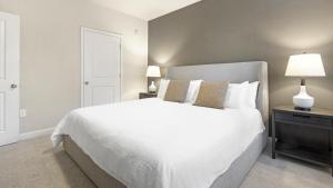 Landing Modern Apartment with Amazing Amenities (ID1012X377)