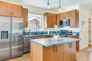 Ski-InandSki-Out Granby Ranch Retreat Pool Access!