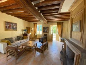 Villas Corps de ferme renove 30 km Paris/25 Km Disneyland : photos des chambres