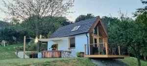 Hiška pod črešnjo - Cankova