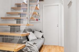 12-Guest Apartment - Self Check-In - Large Smart TV - Central