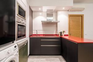 Madrid Embajadores II - Apartamento de 4 dormitorios con Balcón