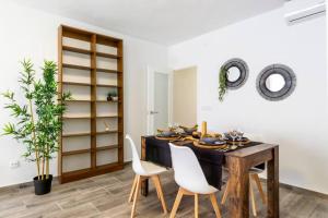 Apartment Pink La marina - Winter by the beach