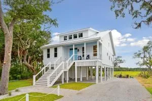 Champagne and Sunsets - جزيرة اديستو