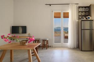Κalamitsi Rooms & Apartments