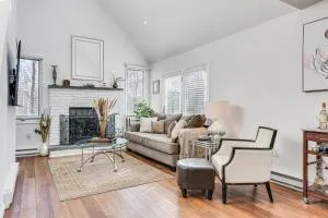 BBQ Ready Long Pond Retreat with Shared Pool Access - Pocono Summit