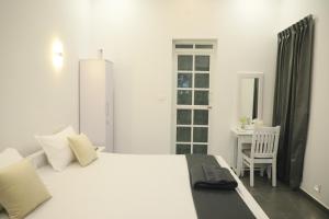 Beach Paradise, Bateen Beach Stay
