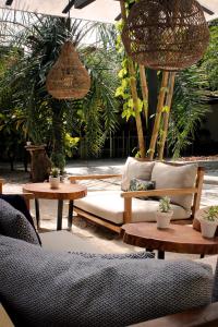 Curiol Boutique Hotel & Lounge