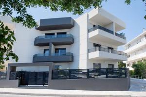 Rhodes Center Apartment