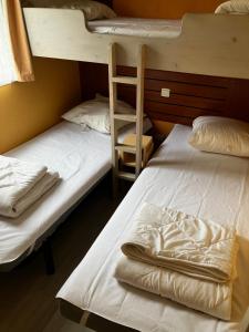 Campings Mobil-home Gere-Belesten : photos des chambres