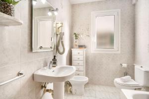 Gabriel Sans apartment Fornells