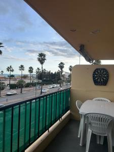 Studio face à la mer Villeneuve Loubet