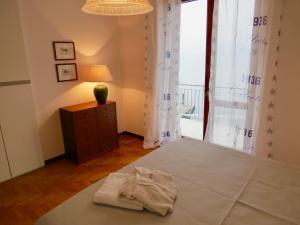 Villa Anastasye Your Lakefront Vacation Rental