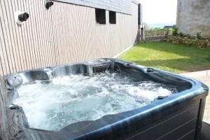 Ty Dag - Petite Terre vue mer, spa, plage à 300m - Kertissiec