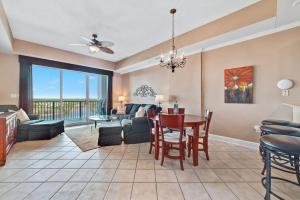 The Wharf Unit 717