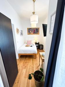 Einzelzimmer mit Balkon