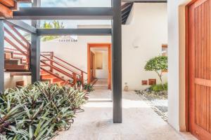 Amazing 5br villa w pool at Green Village A