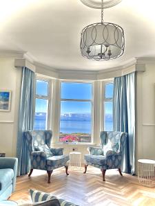 Rollo Villa, 4 bed luxury apartment, superb sea views, Lower Largo, 25 mins to St Andrews