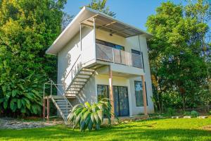 Bella's Country Room