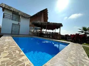 Galia Chincha® Casa de Playa con Piscina 1era fila - El Carmen