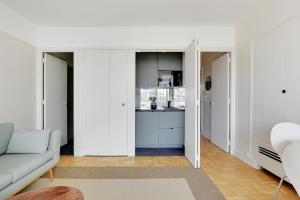 VICTOR HUGO - ARC de TRIOMPHE - TROCADERO