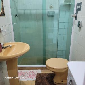 Apto no Embaré pé na areia