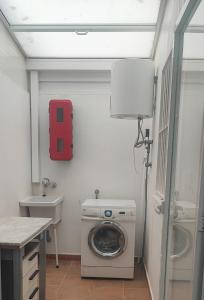 Bungalow adaptado, terraza muy grande y soleada.