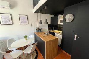 Charming Mazet ideal for families swimming pool tennis