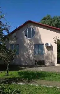 Pink house - Sütǝmurdov