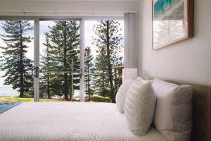 Bay Property . The Seaspray