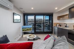Modern 1-Bed Apartment With Pool And Sauna - Ubytování bez kategorie ve městě Canberra