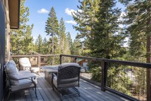 Tahoe Tranquili-Tree