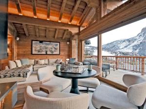 Chalet luxueux avec piscine intérieure et sauna - 5 chambres, 12 pers., proche commerces et pistes - FR-1-613B-44