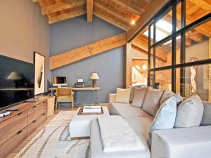 Chalets Chalet luxueux avec piscine interieure et sauna - 5 chambres, 12 pers., proche commerces et pistes - FR-1-613B-44 : photos des chambres