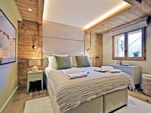 Chalets Chalet luxueux avec piscine interieure et sauna - 5 chambres, 12 pers., proche commerces et pistes - FR-1-613B-44 : photos des chambres
