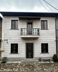 New , comfortable 3 bedroom house - Argavand