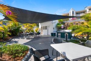 The Hill Apartments Currumbin Beach
