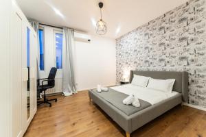 Ultracentral Spacious Apartment 4BR