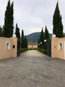 Villa Arianna - 诺尔马