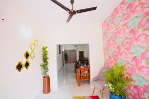 Yellow Bells Serviced Apartments Hitech City