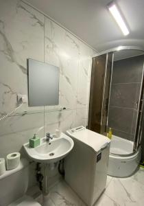 White rooms on City center